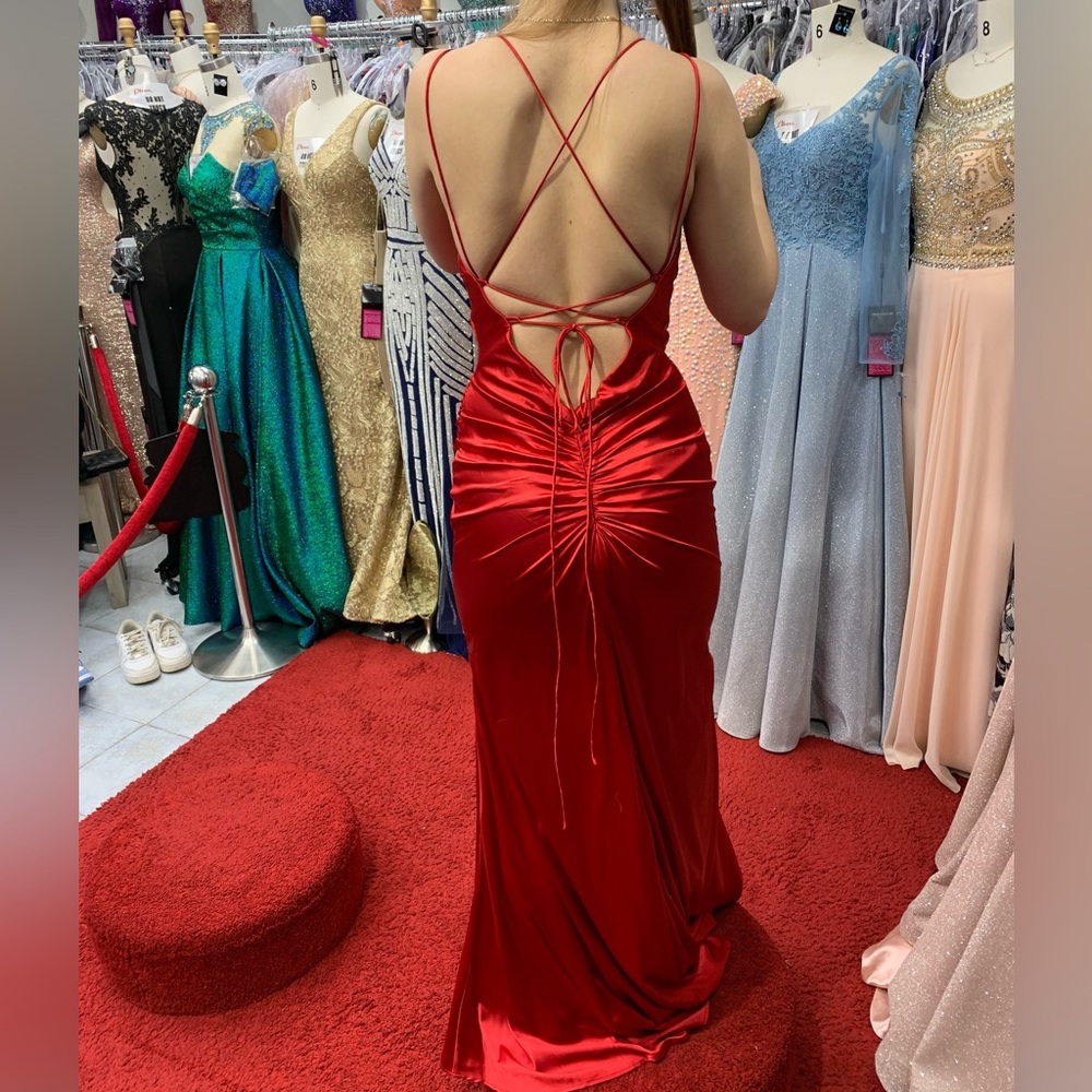 Red Dress - Picture 2 of 2